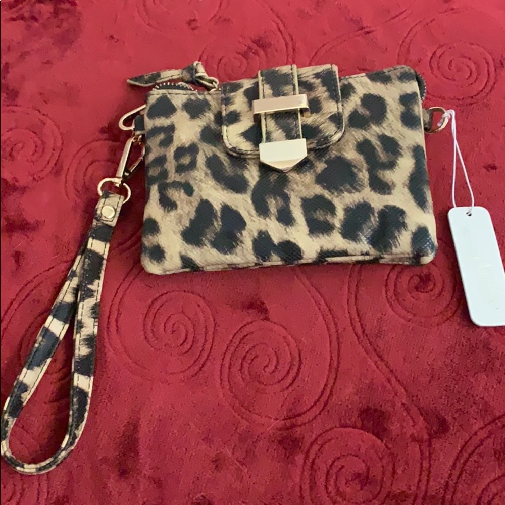 Brand new leopard clutch